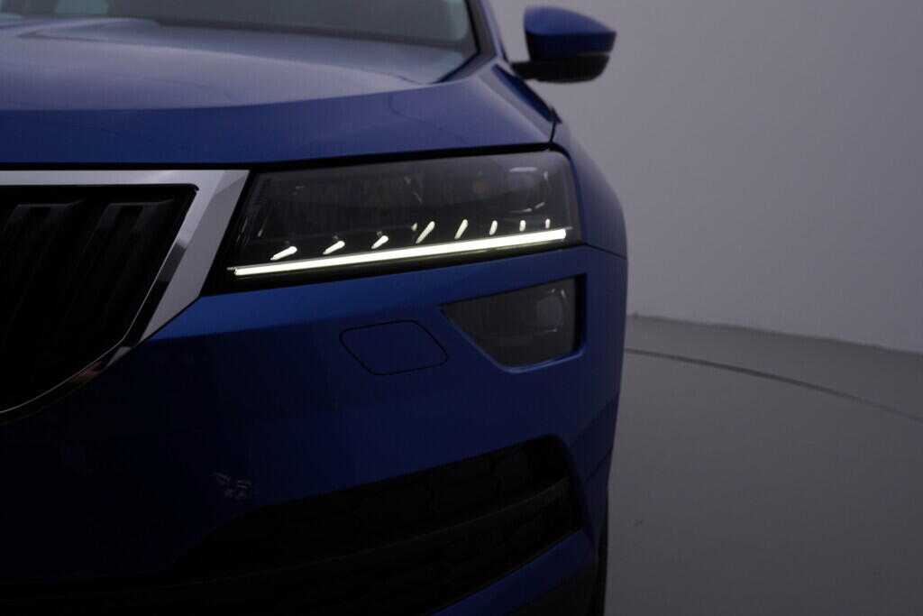 OV190V09793_42.webp_KAROQ 173 1.6 TDI 85 kW automat, DPH