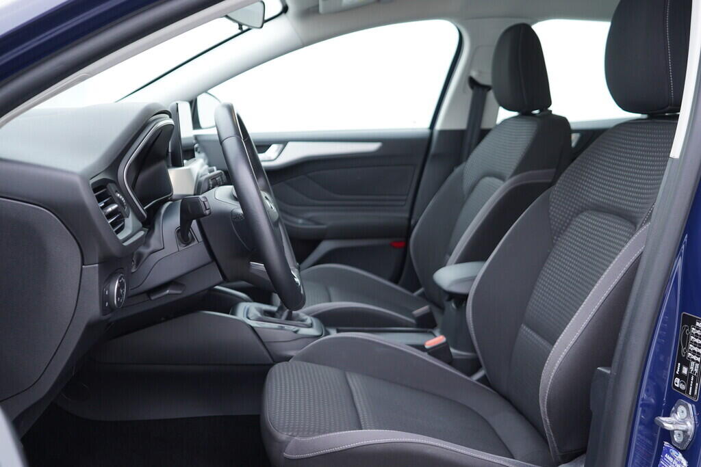 OV190V09795_23.webp_FOCUS Edition 1.5 ZTDA 88 kW manuál, DPH