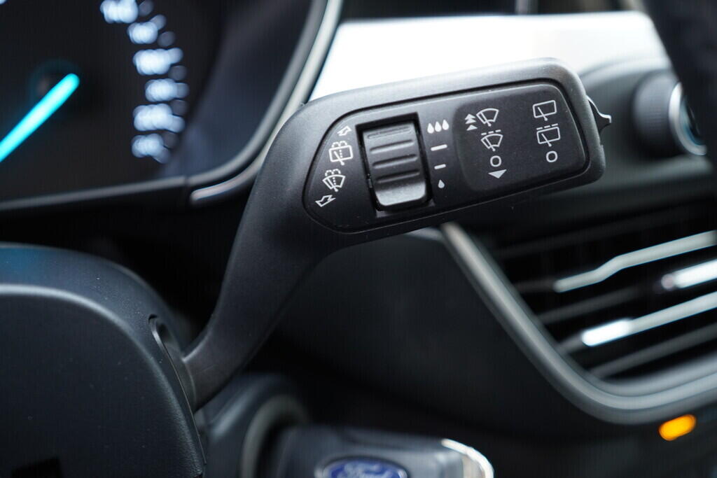 OV190V09795_25.webp_FOCUS Edition 1.5 ZTDA 88 kW manuál, DPH