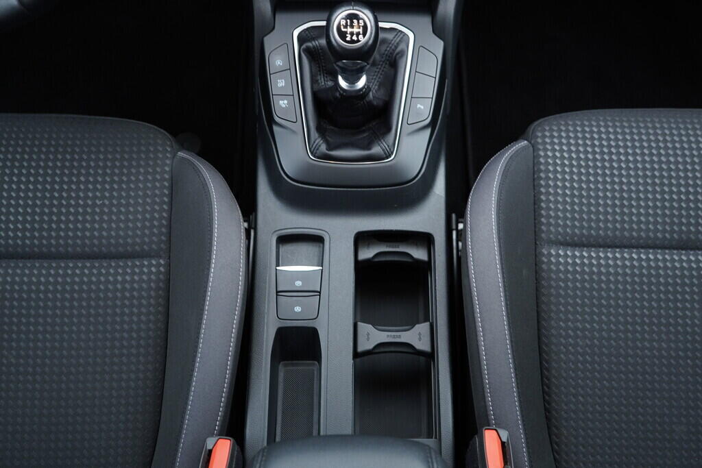 OV190V09795_31.webp_FOCUS Edition 1.5 ZTDA 88 kW manuál, DPH