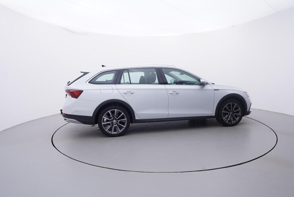 OV190V09796_15.webp_OCTAVIA Scout 2.0 TSI 140 kW automat, DPH