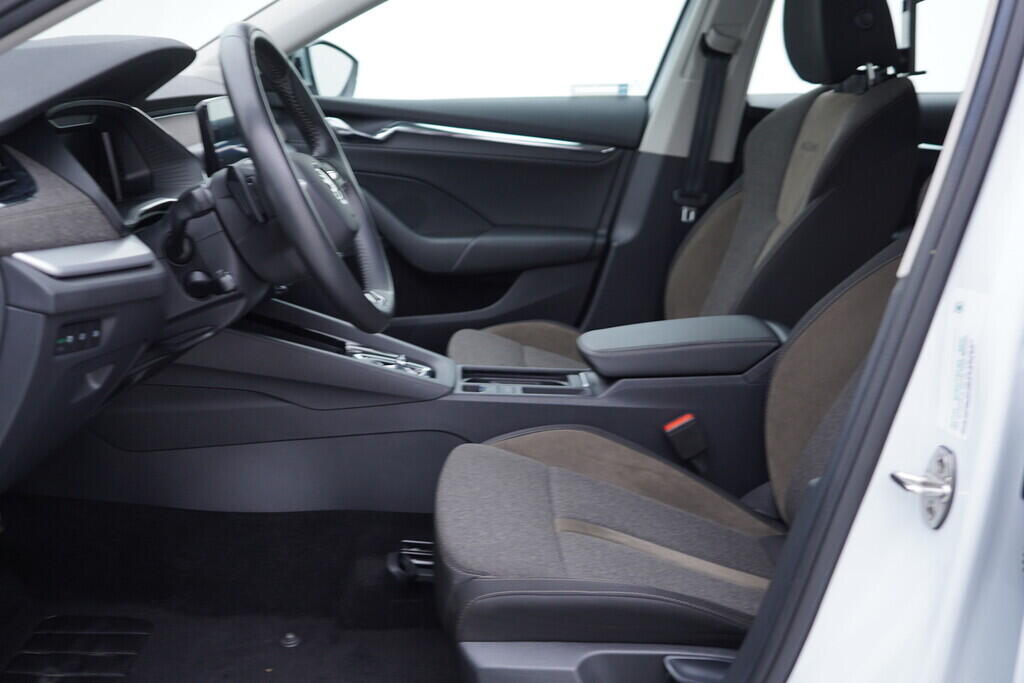 OV190V09796_22.webp_OCTAVIA Scout 2.0 TSI 140 kW automat, DPH