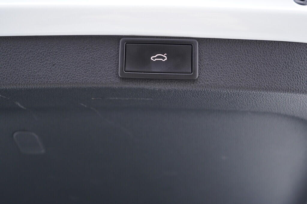 OV190V09796_38.webp_OCTAVIA Scout 2.0 TSI 140 kW automat, DPH