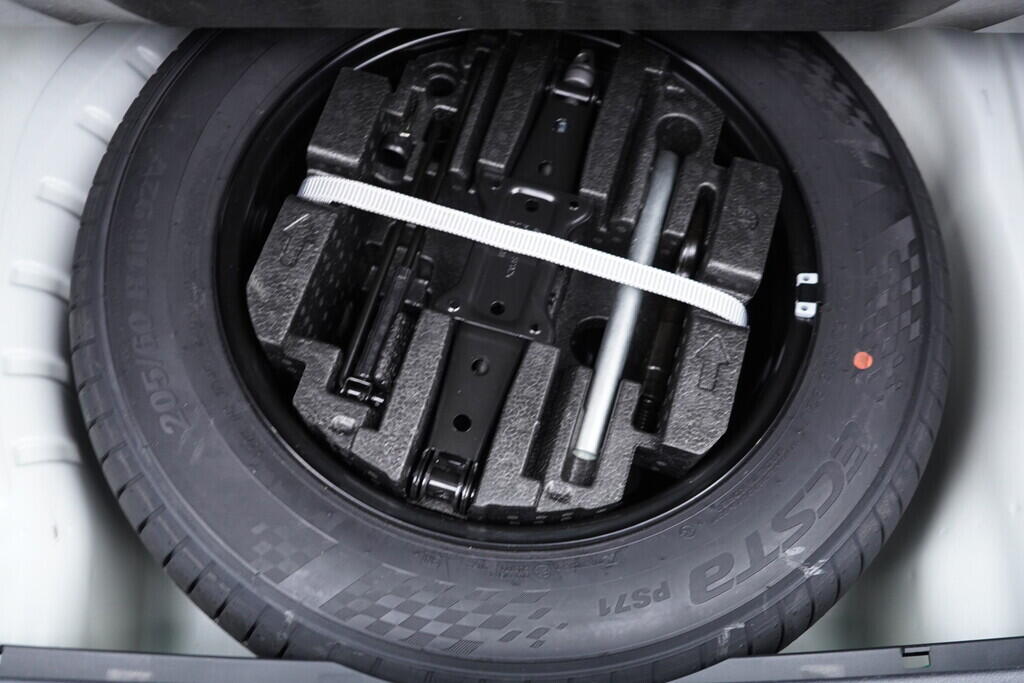 OV190V09796_43.webp_OCTAVIA Scout 2.0 TSI 140 kW automat, DPH