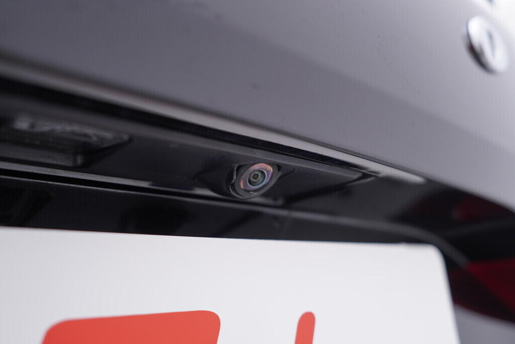 OV190V09797_52.webp_XC60 R-Design 2.0 B420T2 184 kW automat, DPH