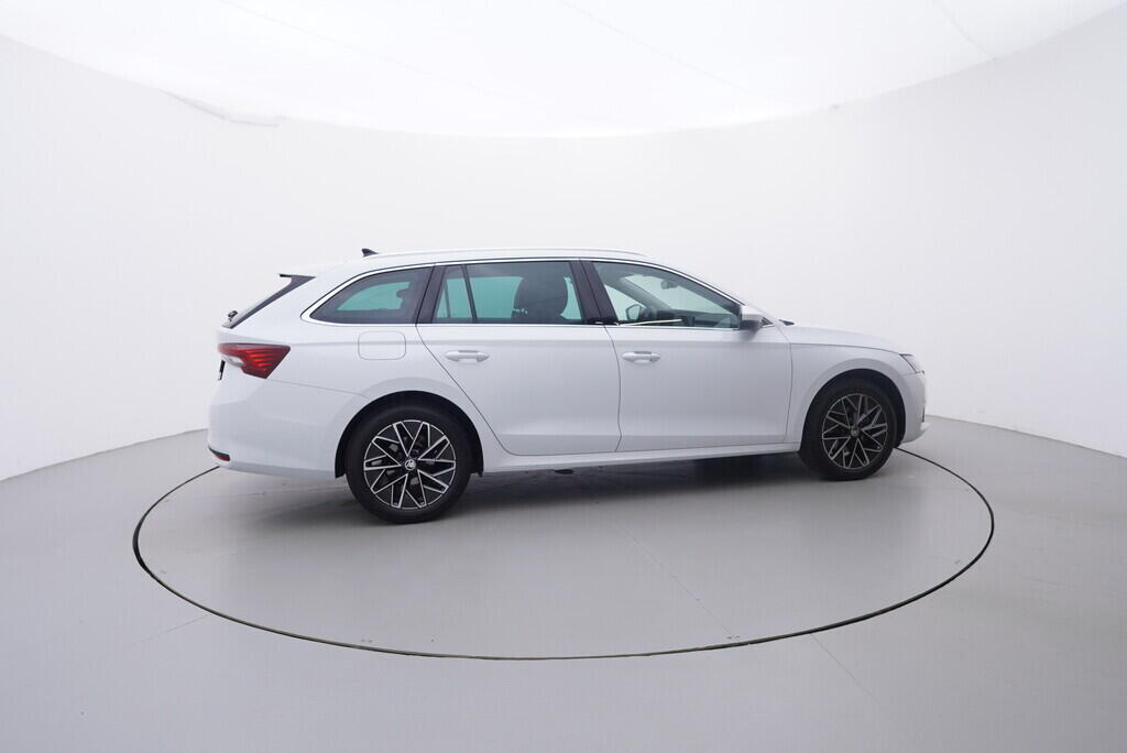 OV190V09800_15.webp_OCTAVIA  2.0 TDI 110 kW automat, DPH