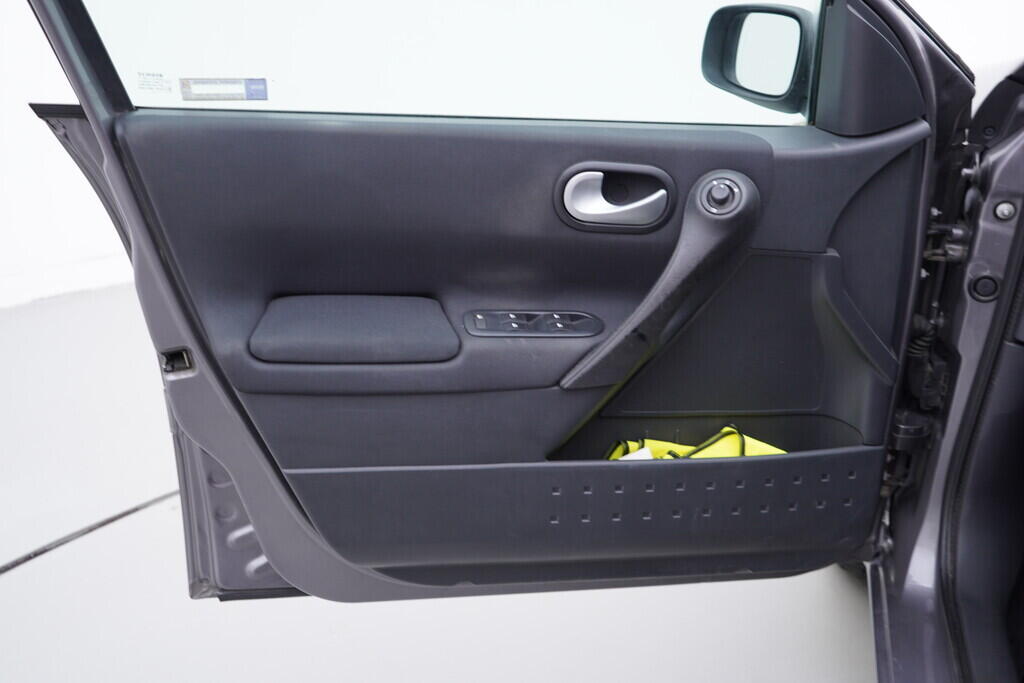 OV190V09804_19.webp_MÉGANE  1.6 16V 82 kW manuál