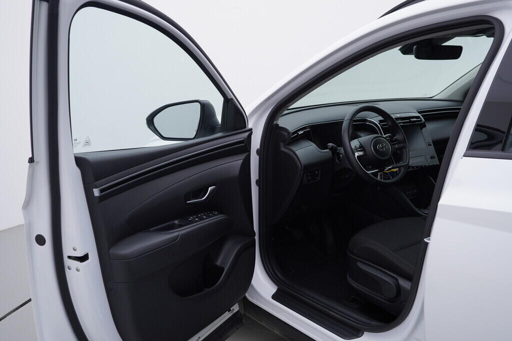 OV190V09806_18.webp_TUCSON Smart  1.6 t-gdi 132 kW manuál