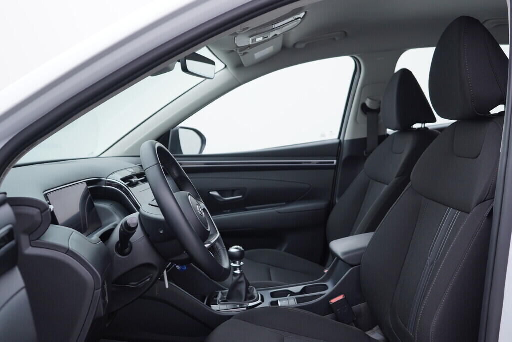 OV190V09806_22.webp_TUCSON Smart  1.6 t-gdi 132 kW manuál