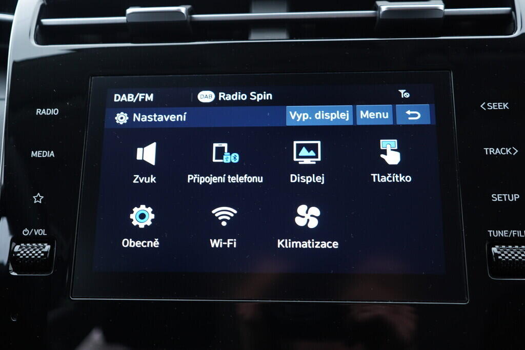 OV190V09806_27.webp_TUCSON Smart  1.6 t-gdi 132 kW manuál