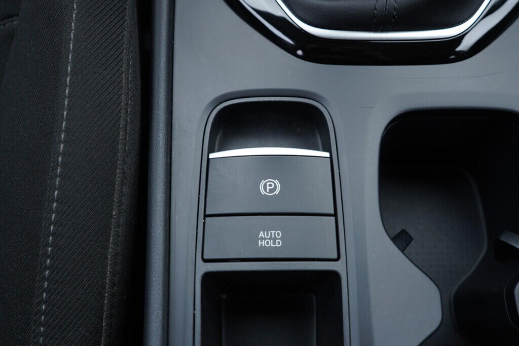 OV190V09806_31.webp_TUCSON Smart  1.6 t-gdi 132 kW manuál