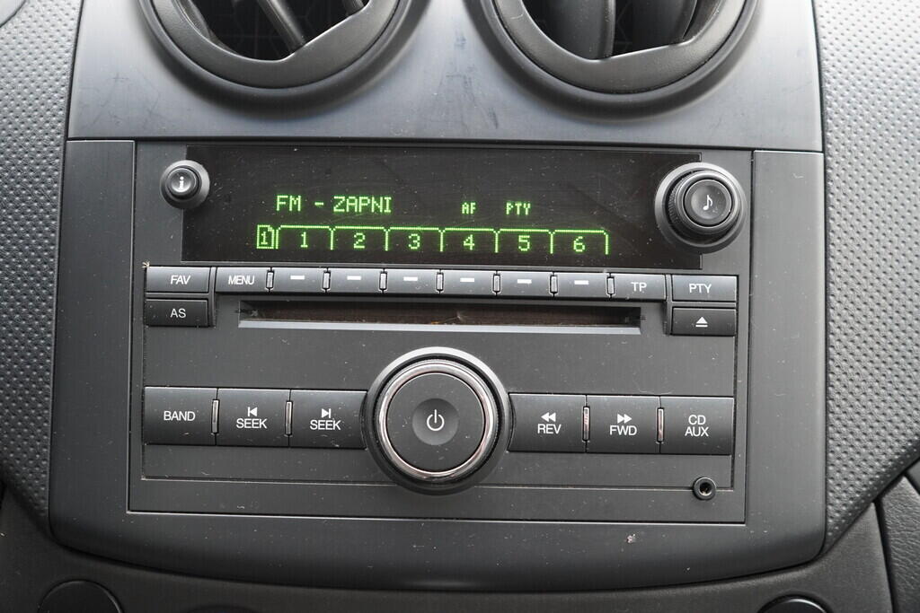 OV190V09809_27.webp_AVEO  1.4 16V 69 kW manuál