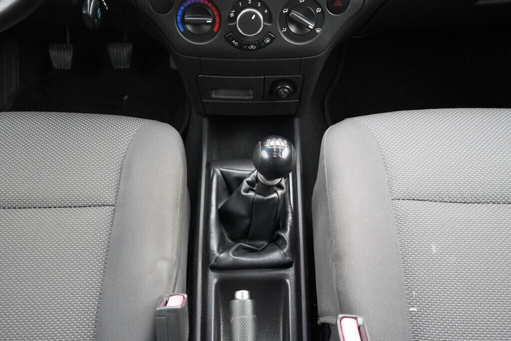 OV190V09809_29.webp_AVEO  1.4 16V 69 kW manuál