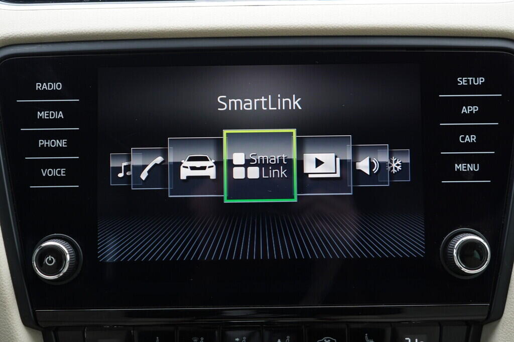 OV190V09810_28.webp_OCTAVIA Style 1.6 TDI 85 kW automat, DPH