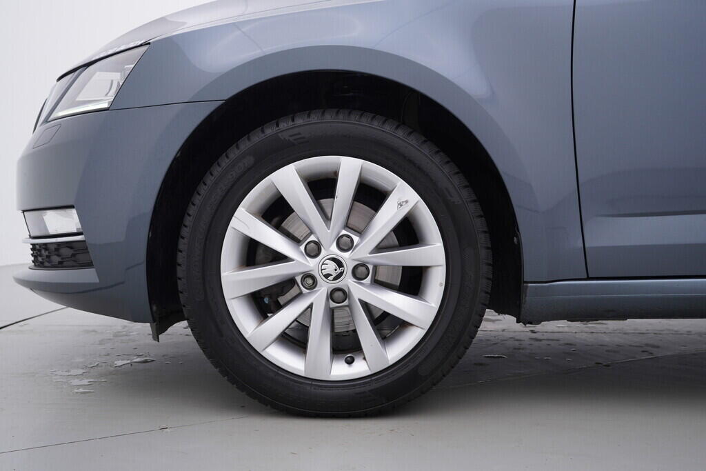 OV190V09810_40.webp_OCTAVIA Style 1.6 TDI 85 kW automat, DPH