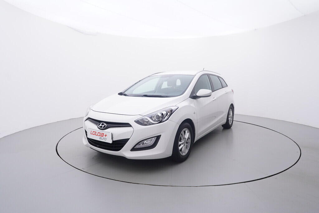 OV190V09811_10.webp_I30 Trikolor 1.6 GDi 88 kW manuál