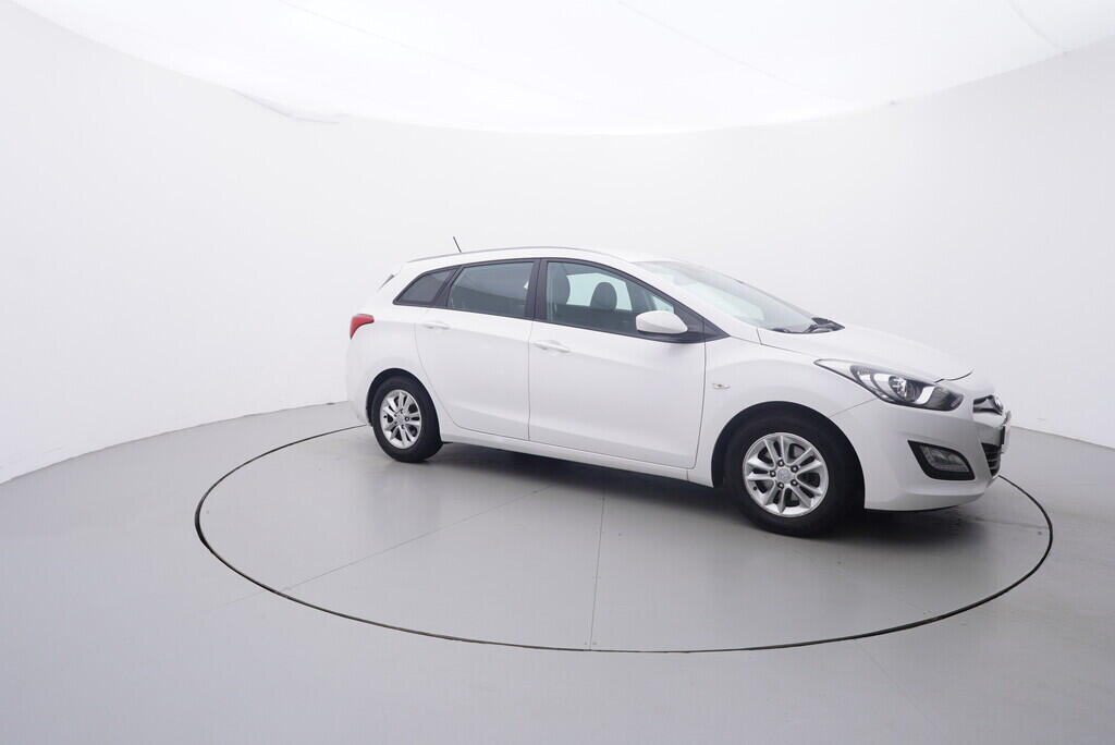 OV190V09811_16.webp_I30 Trikolor 1.6 GDi 88 kW manuál