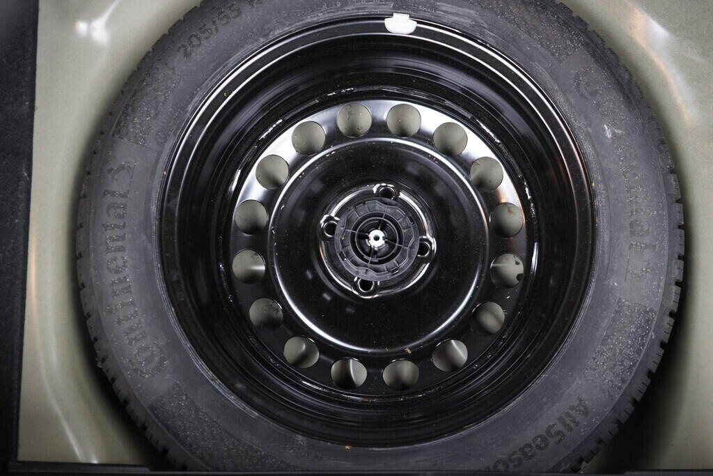 OV190V09812_36.webp_C3  1.2 VTi 61 kW manuál