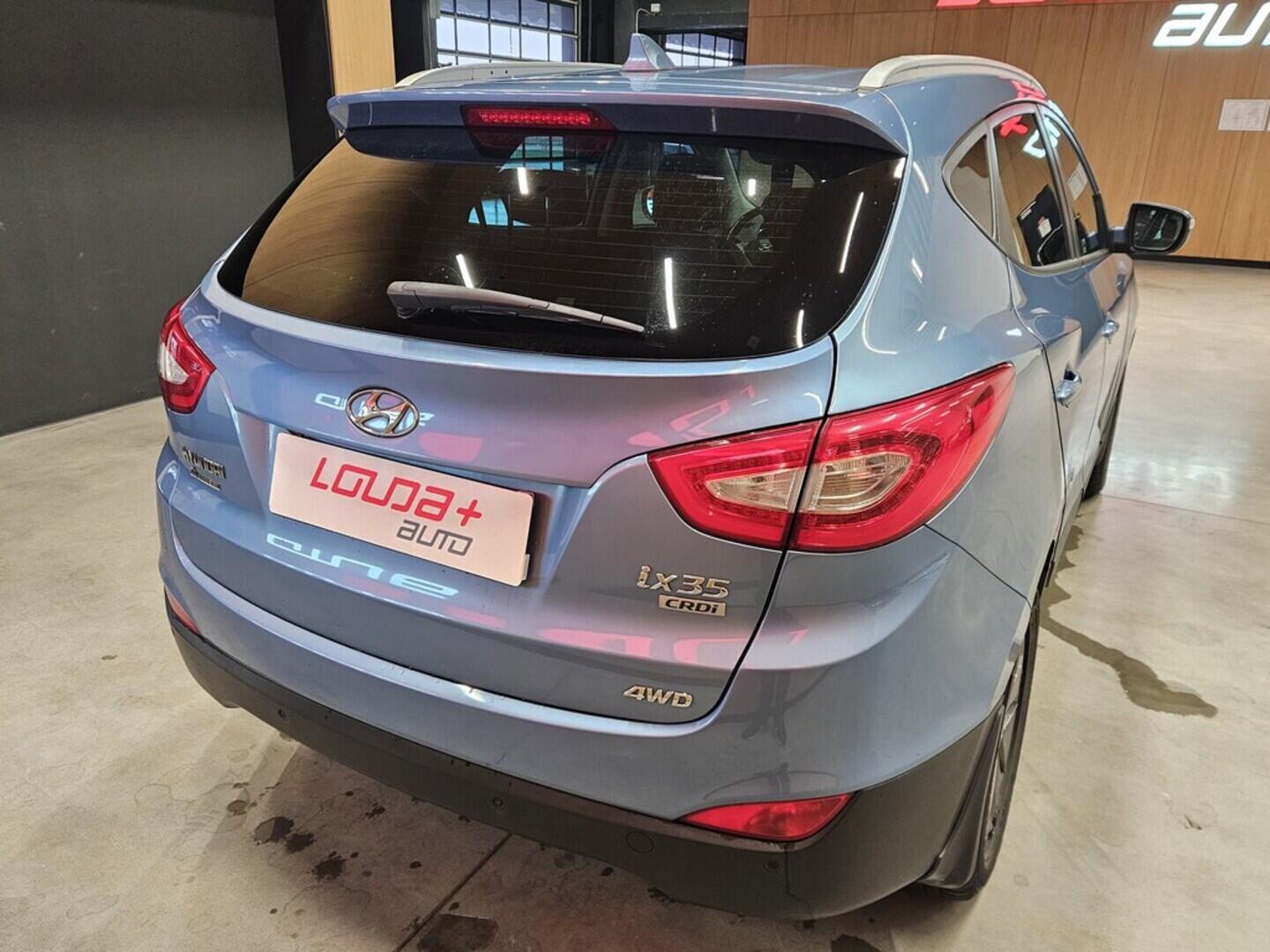 OV190V09813_11.webp_IX35 TRIKOLOR 2.0 CRDI 100 kW manuál