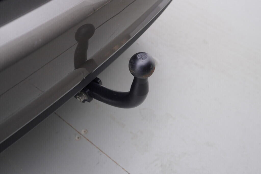 OV190V09814_42.webp_A4 AVANT S line 2.0 TDI 110 kW automat