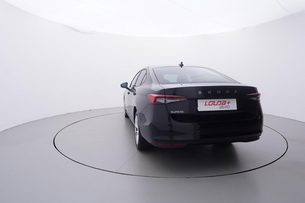 OV190V09815_13.webp_SUPERB Selection 2.0 TDI 110 kW automat, DPH