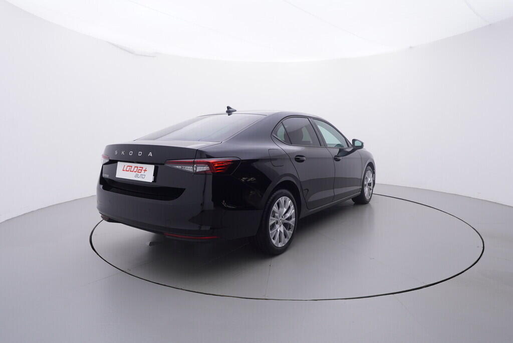 OV190V09815_14.webp_SUPERB Selection 2.0 TDI 110 kW automat, DPH