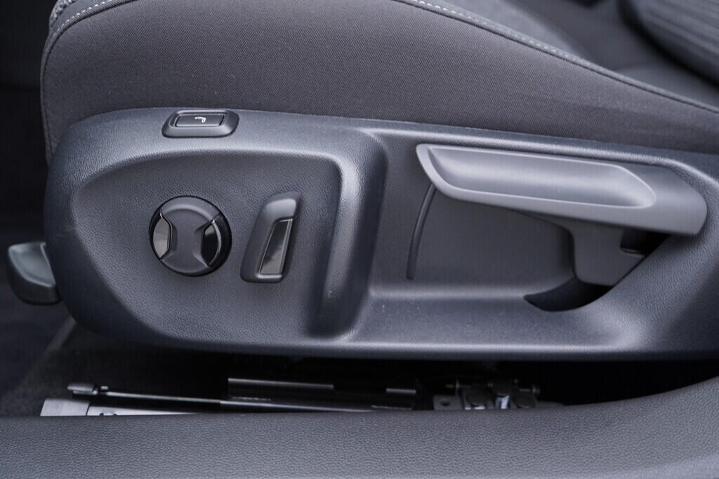 OV190V09815_21.webp_SUPERB Selection 2.0 TDI 110 kW automat, DPH