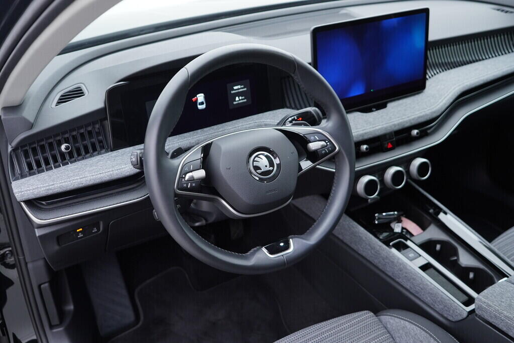 OV190V09815_22.webp_SUPERB Selection 2.0 TDI 110 kW automat, DPH