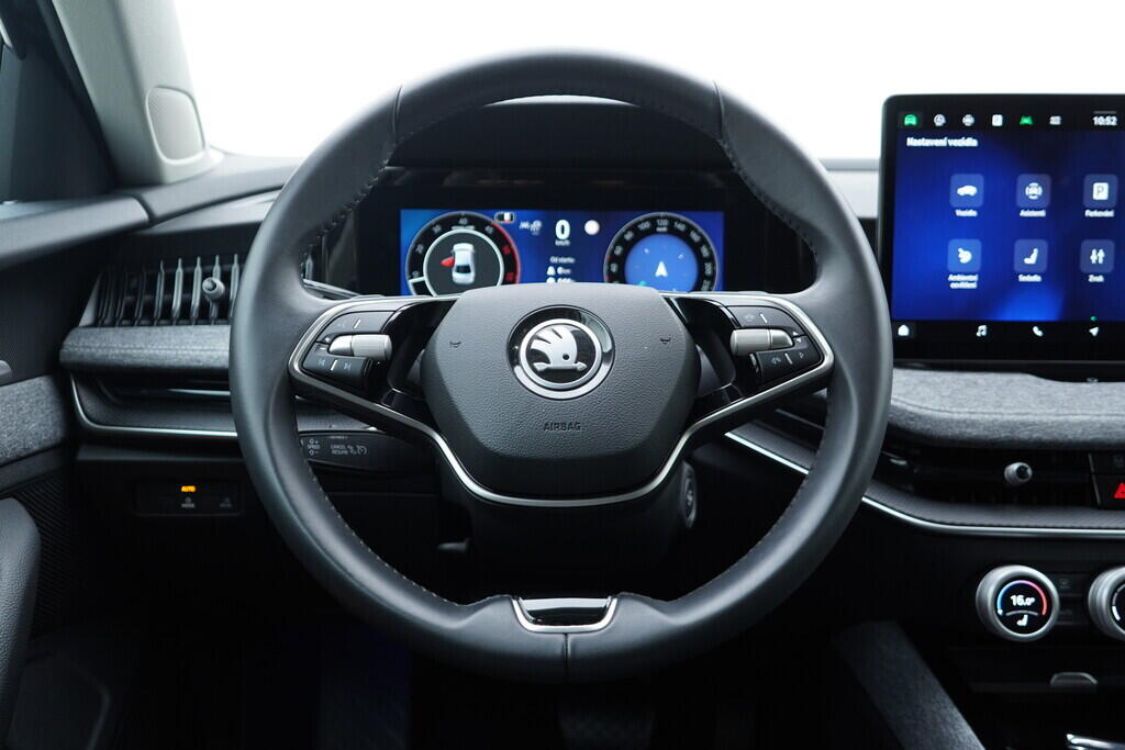 OV190V09815_28.webp_SUPERB Selection 2.0 TDI 110 kW automat, DPH