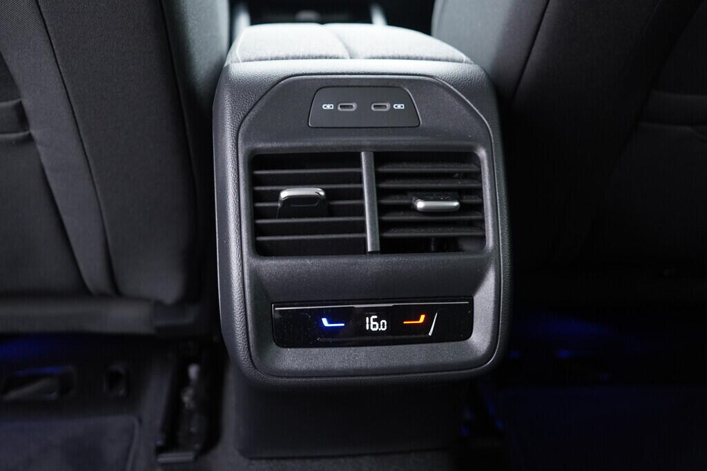 OV190V09815_38.webp_SUPERB Selection 2.0 TDI 110 kW automat, DPH