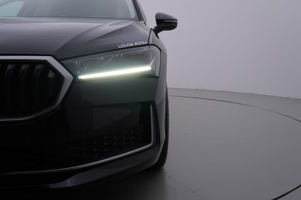 OV190V09815_45.webp_SUPERB Selection 2.0 TDI 110 kW automat, DPH