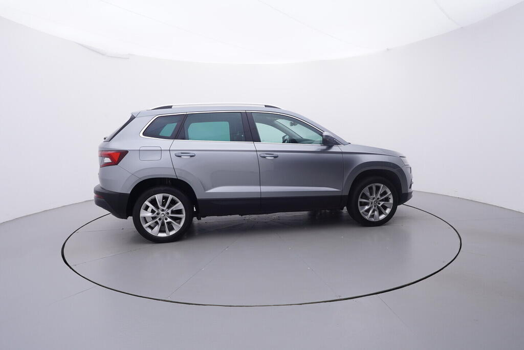 OV190V09818_15.webp_KAROQ Style 1.0 TSI 85 kW manuál