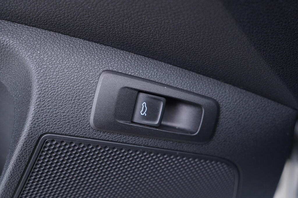 OV190V09818_21.webp_KAROQ Style 1.0 TSI 85 kW manuál