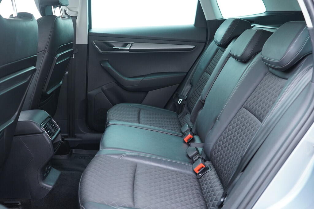 OV190V09818_37.webp_KAROQ Style 1.0 TSI 85 kW manuál