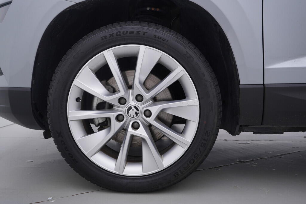 OV190V09818_41.webp_KAROQ Style 1.0 TSI 85 kW manuál