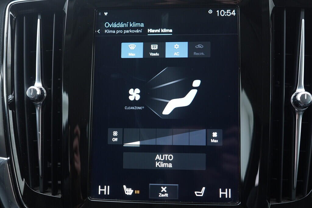 OV190V09820_31.webp_V90 Momentum 2.0  140 kW automat, DPH