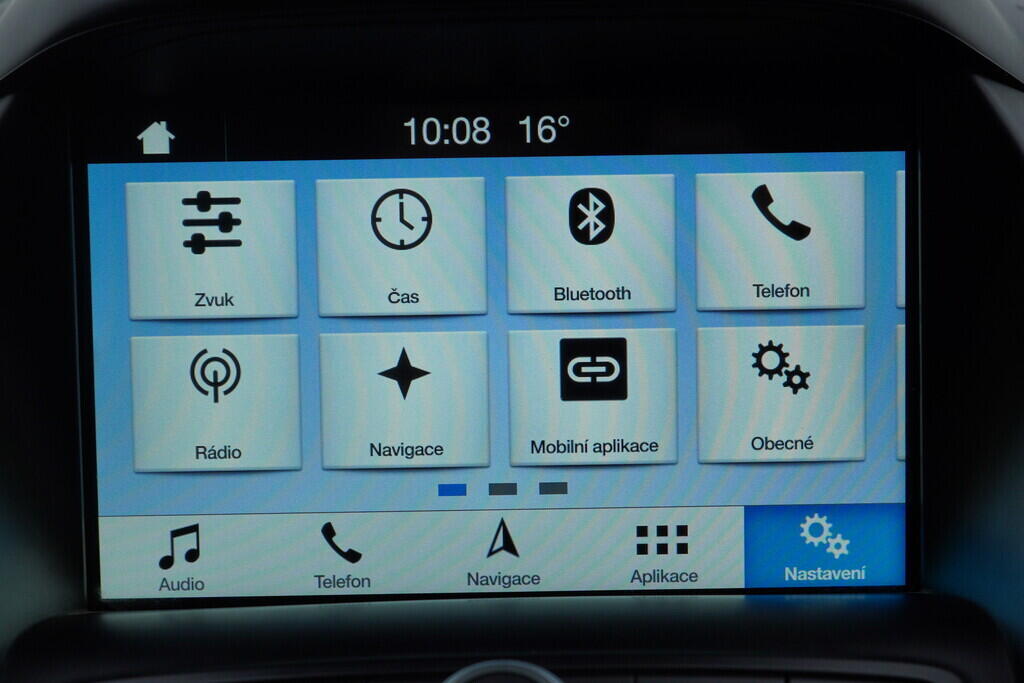 OV190V09821_27.webp_KUGA Titanium 2.0  110 kW manuál