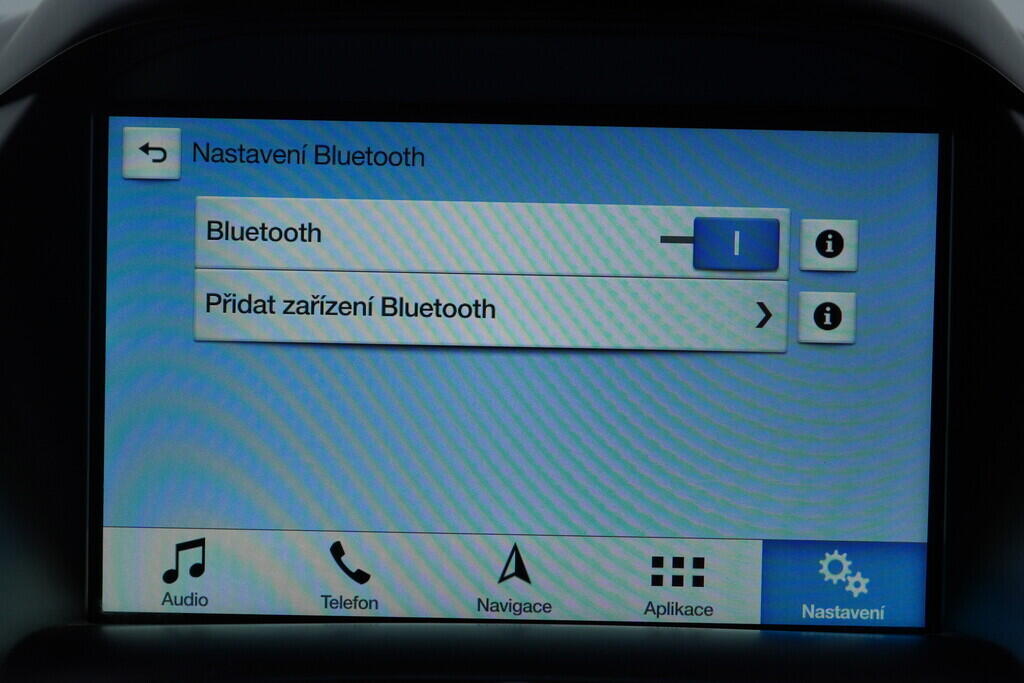 OV190V09821_28.webp_KUGA Titanium 2.0  110 kW manuál