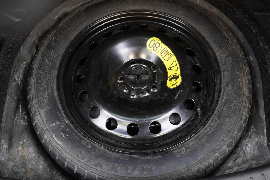 OV190V09821_38.webp_KUGA Titanium 2.0  110 kW manuál