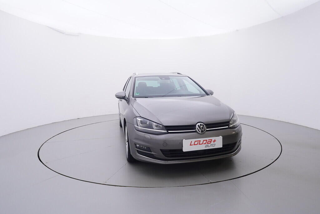 OV190V09822_17.webp_GOLF VARIANT Highline R-line 2.0 TDI 110 kW automat