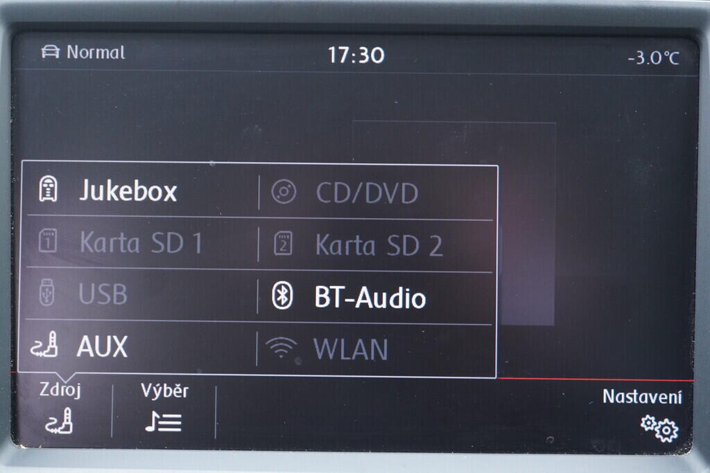 OV190V09822_30.webp_GOLF VARIANT Highline R-line 2.0 TDI 110 kW automat