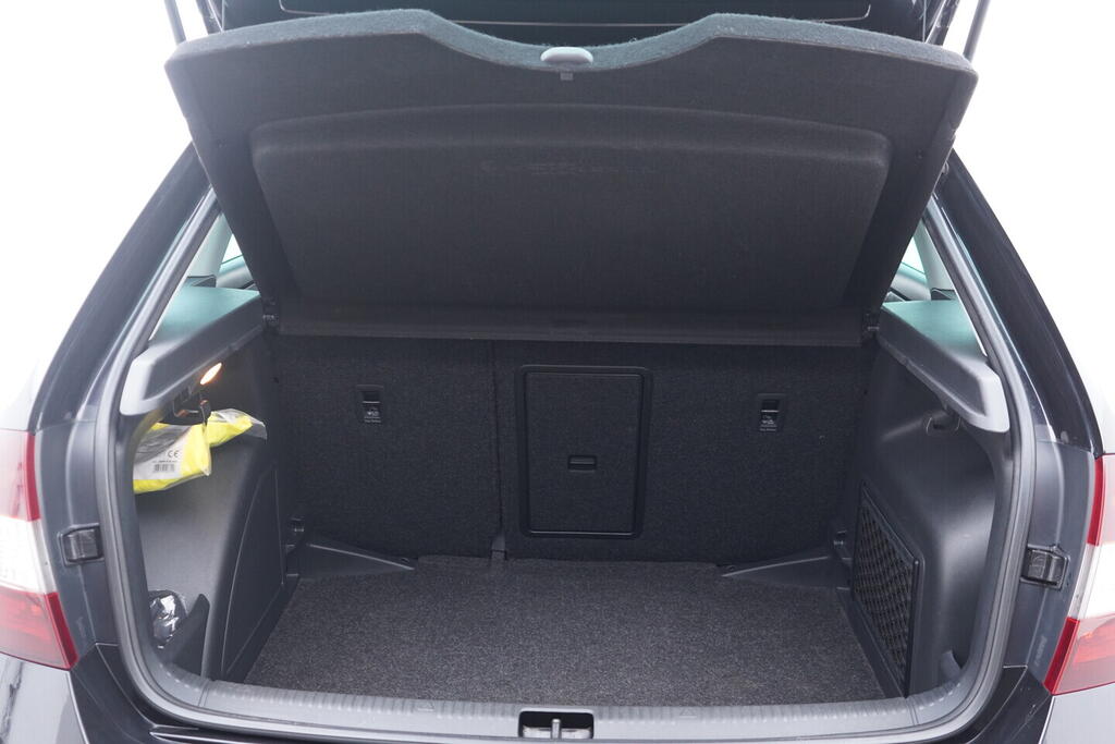 OV190V09823_36.webp_RAPID Style 1.4 TSI 92 kW automat