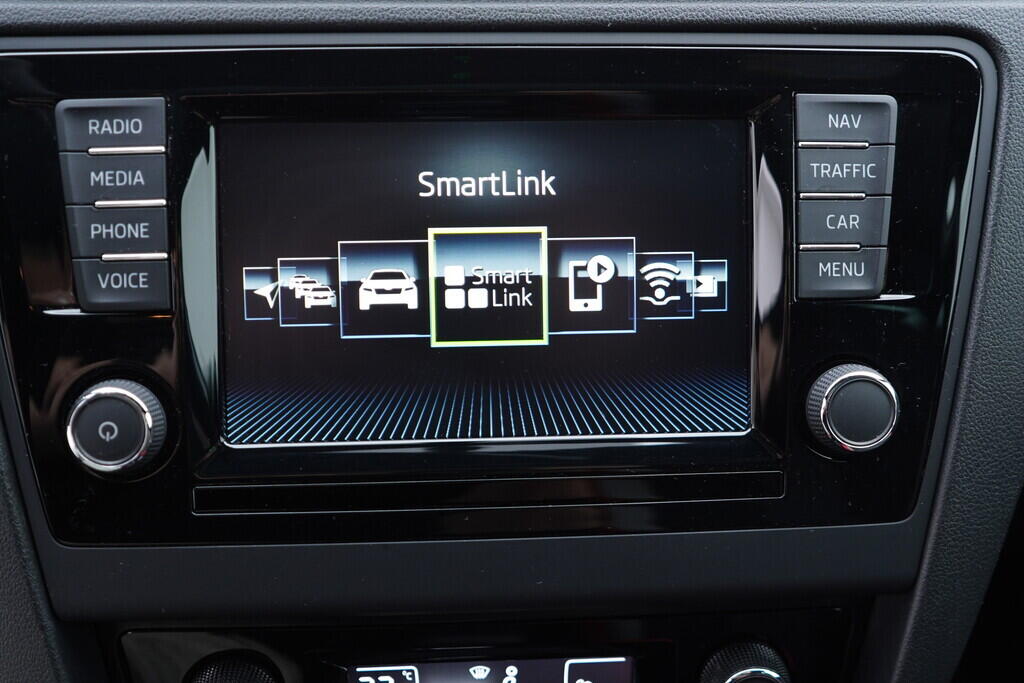 OV190V09824_30.webp_RAPID Monte Carlo 1.4 TSI 92 kW automat