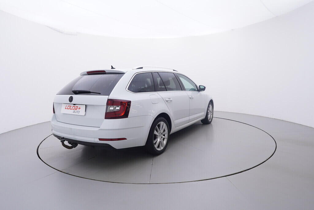 OV190V09826_14.webp_OCTAVIA Style 1.5 TSI 110 kW automat