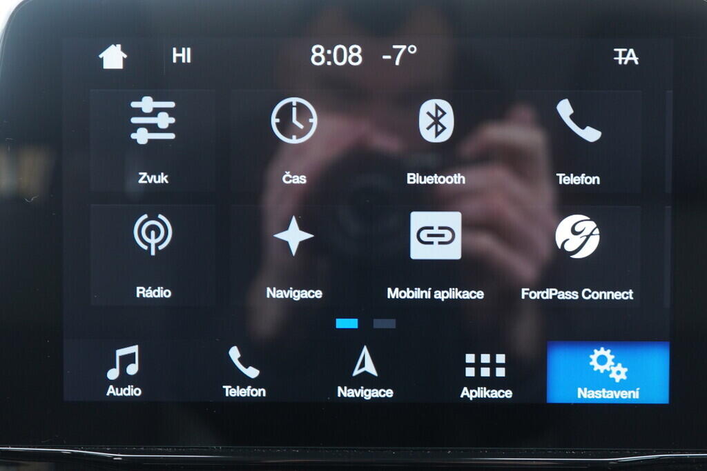 OV190V09827_27.webp_FIESTA Vignale 1.0  74 kW manuál