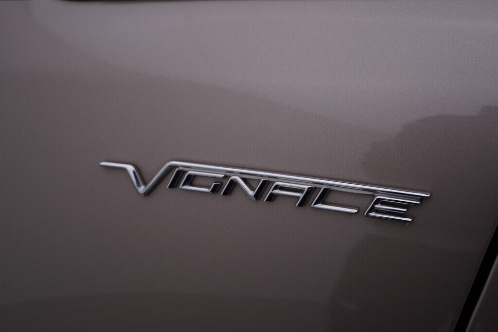 OV190V09827_36.webp_FIESTA Vignale 1.0  74 kW manuál