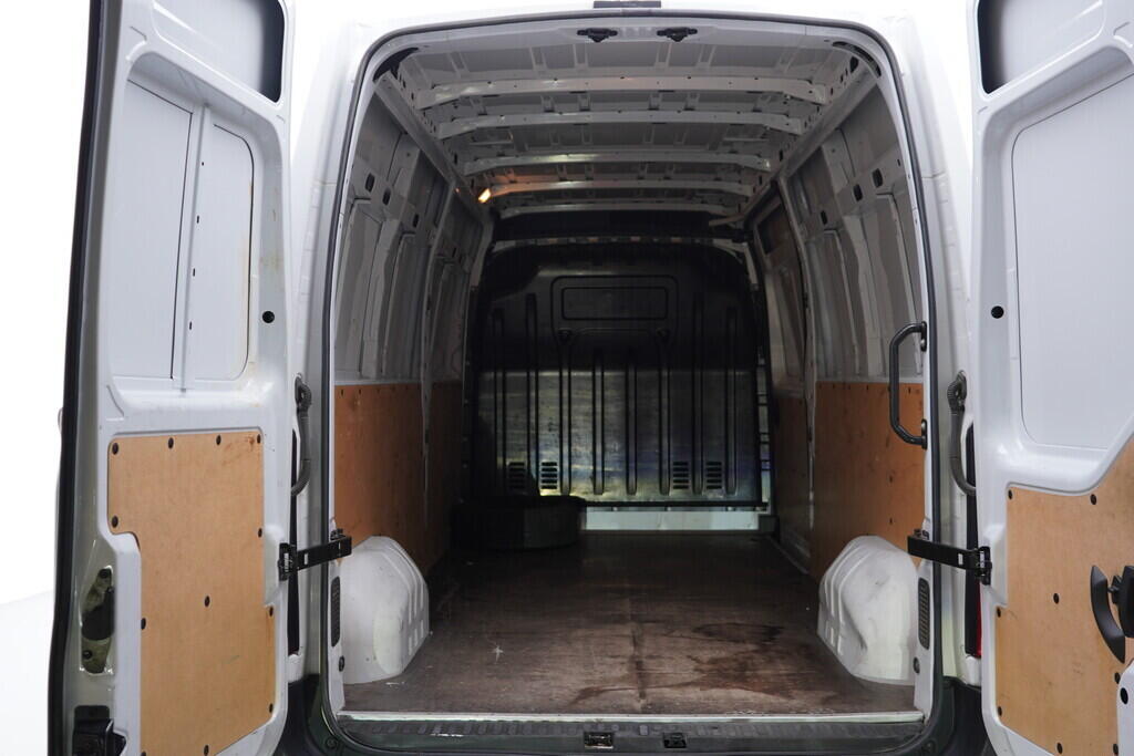 OV190V09829_31.webp_MOVANO  2.3  100 kW manuál, DPH