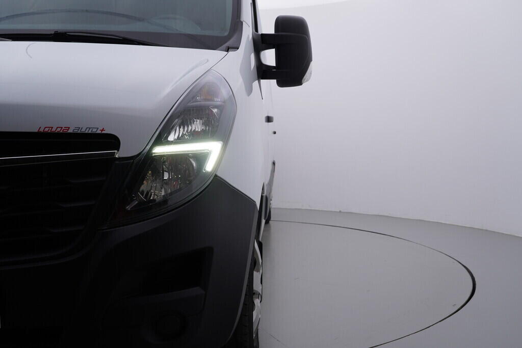 OV190V09829_35.webp_MOVANO  2.3  100 kW manuál, DPH