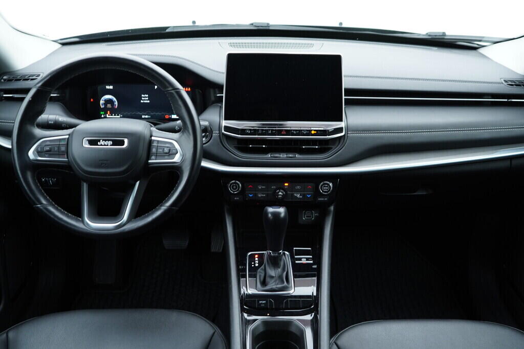 OV190V09830_25.webp_COMPASS  1.3  110 kW automat