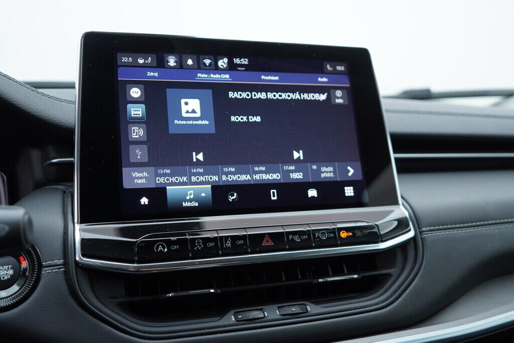 OV190V09830_29.webp_COMPASS  1.3  110 kW automat